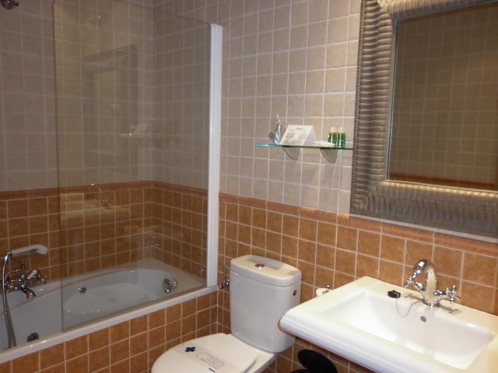 Hostal Meson Castilla 시구엔사 외부 사진